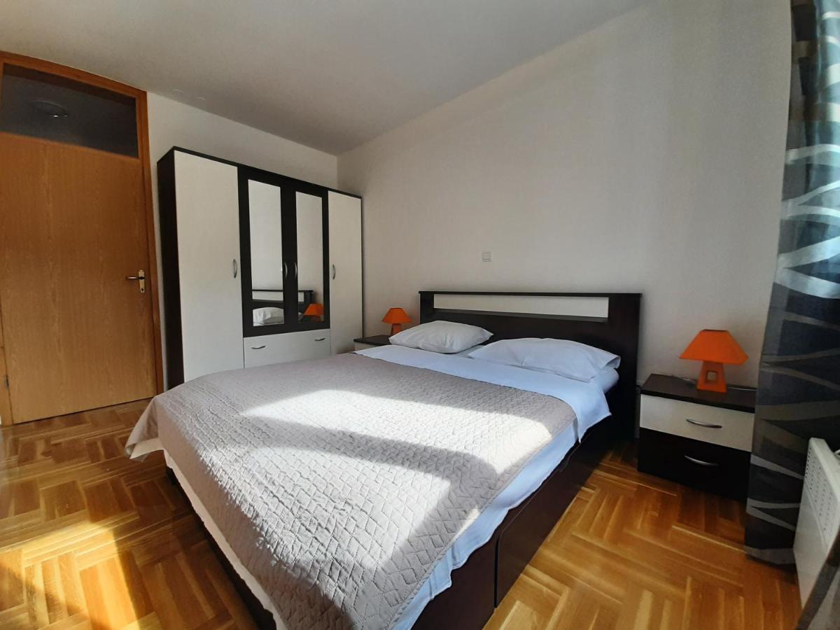 Apartment Jelena Trogir Exterior photo