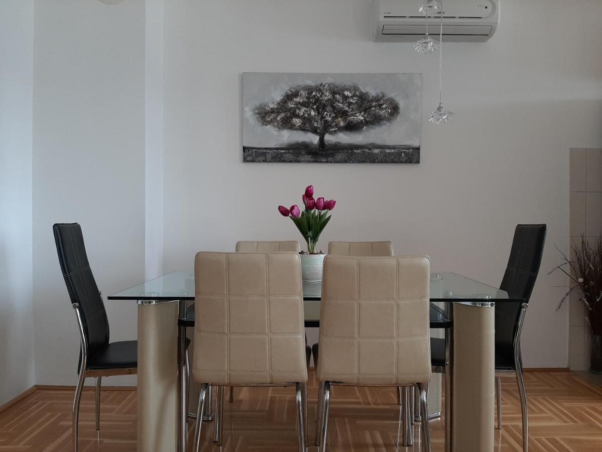 Apartment Jelena Trogir Exterior photo